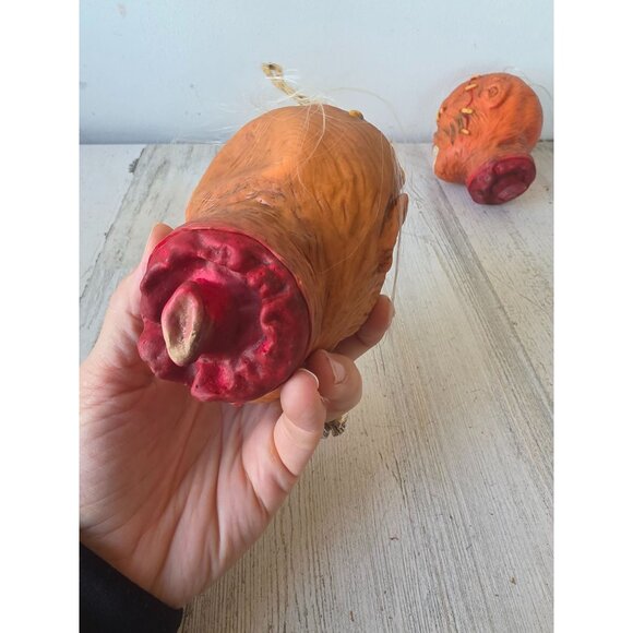 Vintage mini rubber zombie heads hanging beheaded Halloween prop decor - Picture 6 of 12